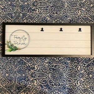 Family is Forever Picture Display